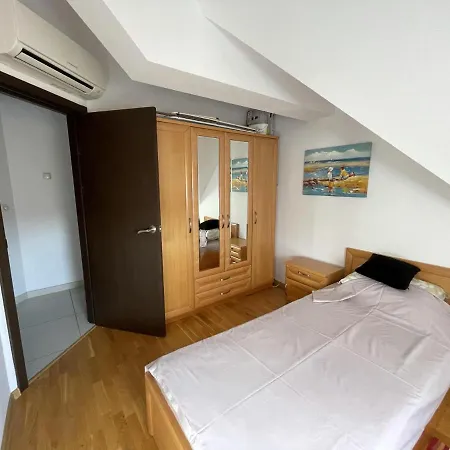 Stunning 2-bed In Sea Varna