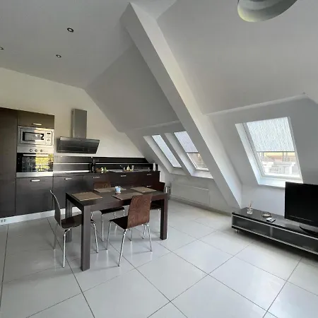 Stunning 2-bed In Sea Varna Apartmán *