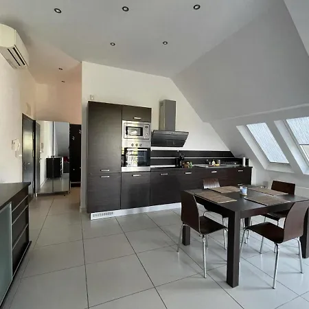 Stunning 2-bed In Sea Varna * Saints Constantine and Helena